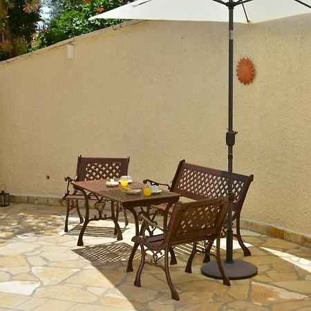 Rhea Complex * Παλαιοκαστρίτσα