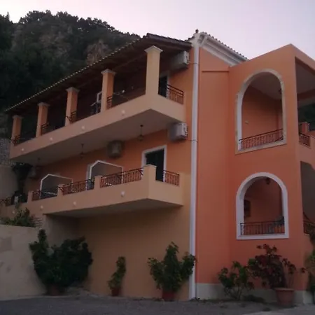 Rhea Complex Appartement *